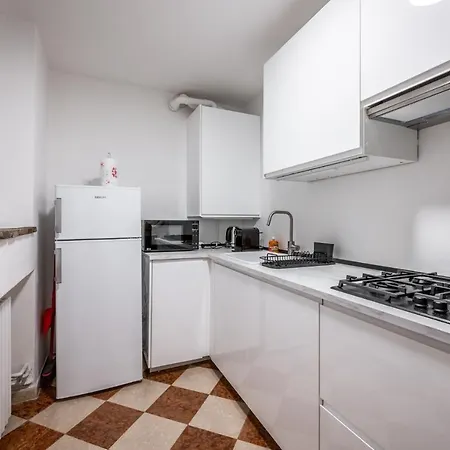 Casa Camilla - Arty Nel Centro Storico 帕爾馬