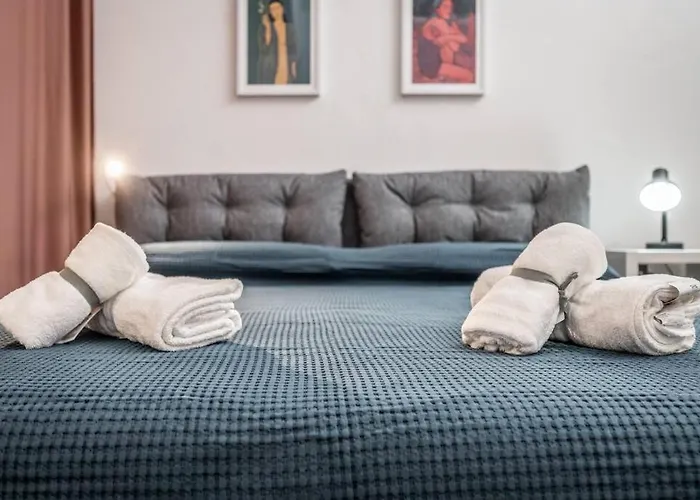 Casa Camilla - Arty Nel Centro Storico Daire *